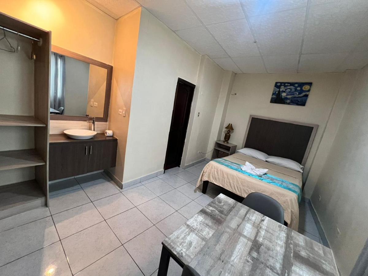 Atlantic Suites Hotel Guayaquil Luaran gambar